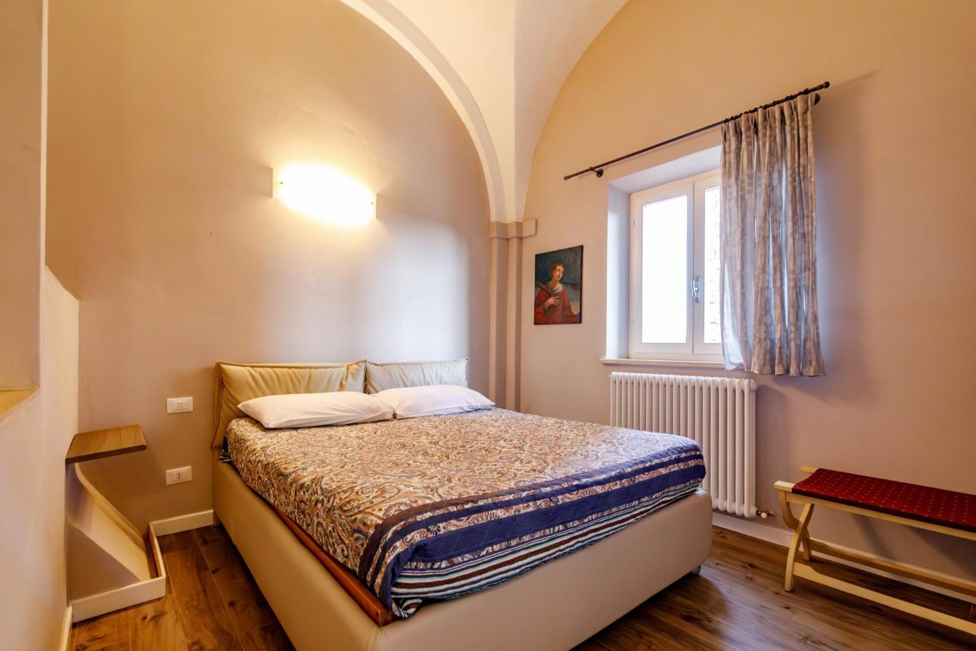 Porta Romana Elegant Apartments With Private Parking! Siena Eksteriør billede