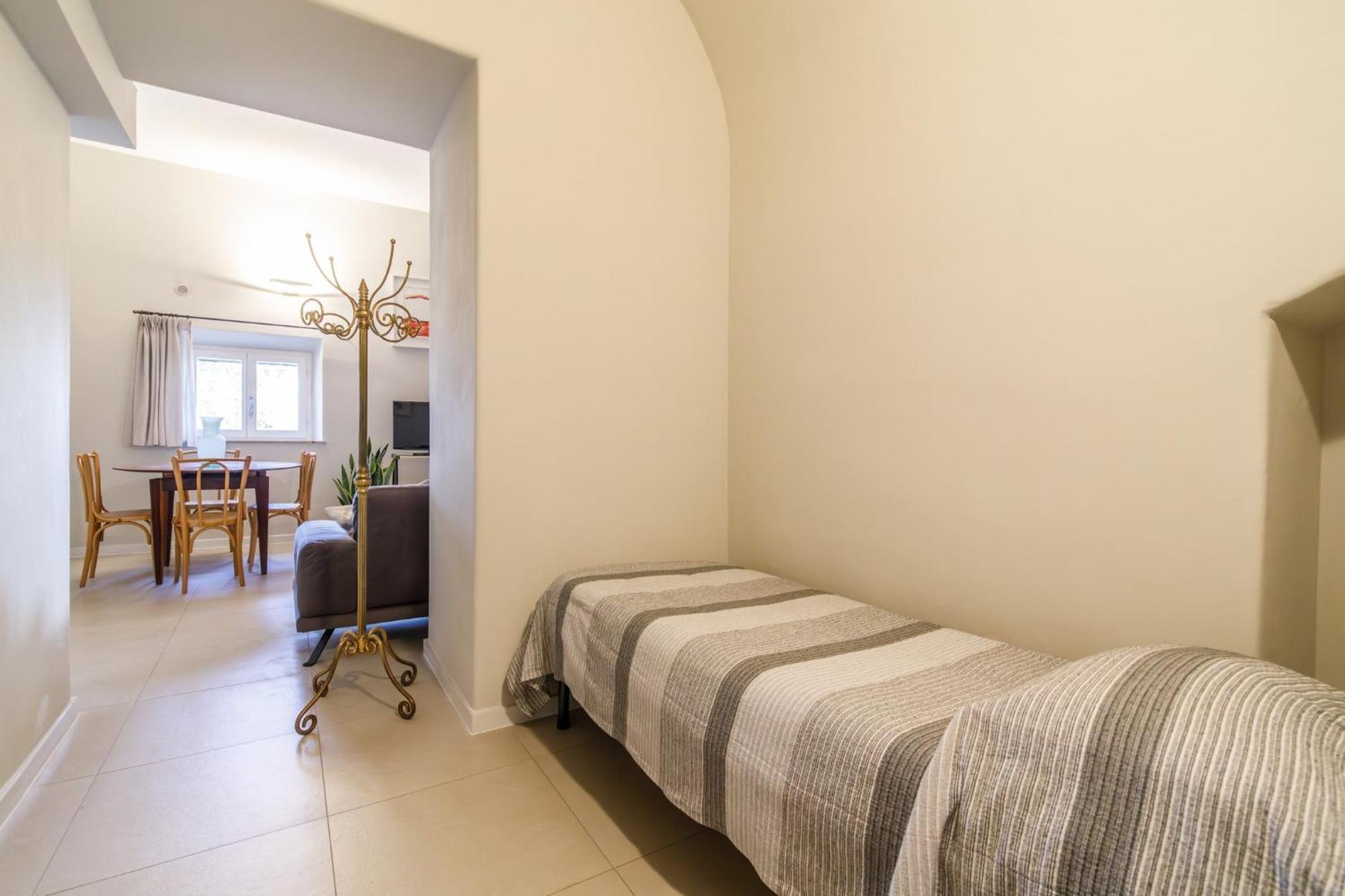 Porta Romana Elegant Apartments With Private Parking! Siena Eksteriør billede