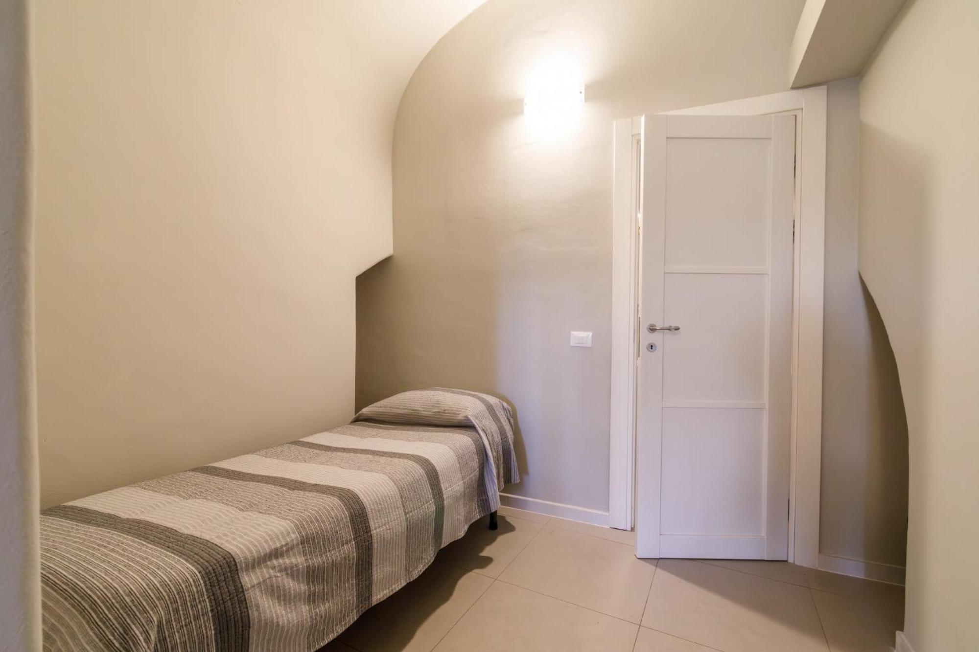 Porta Romana Elegant Apartments With Private Parking! Siena Eksteriør billede